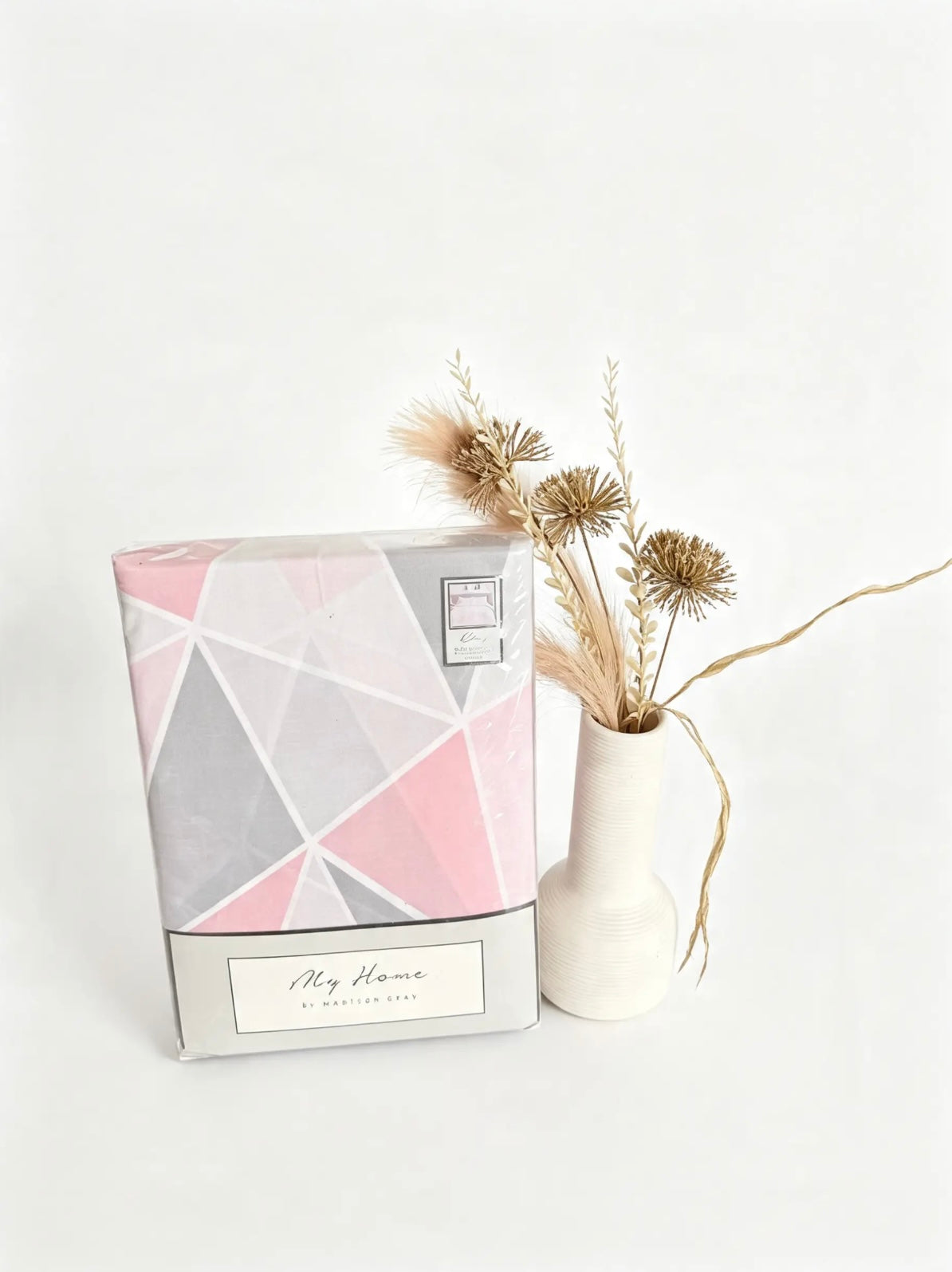 Pink Grey Geometric Duvet Cover Set | Soft Modern Bedding Set with Pillowcase(s) | Stylish Bedroom Quilt Cover | Veloria