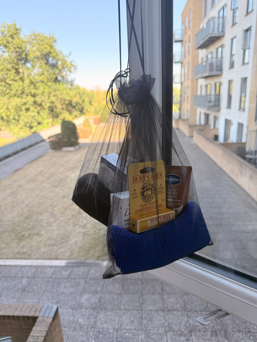 Veloria Luxury Self-Care Gift Set